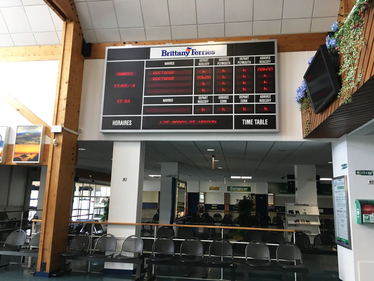ferry terminal roscoff 3